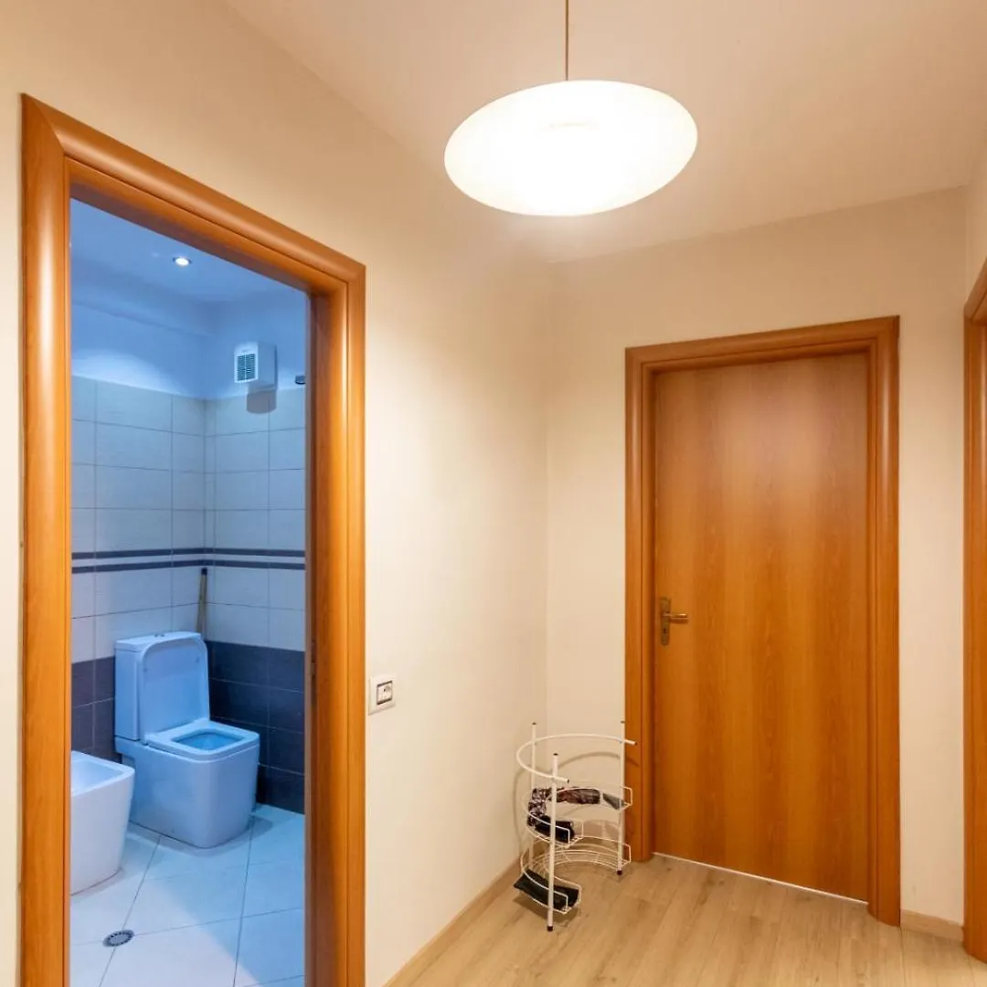 Lily'S 2 Bedroom Apartment Tirana 0*,  Albanië